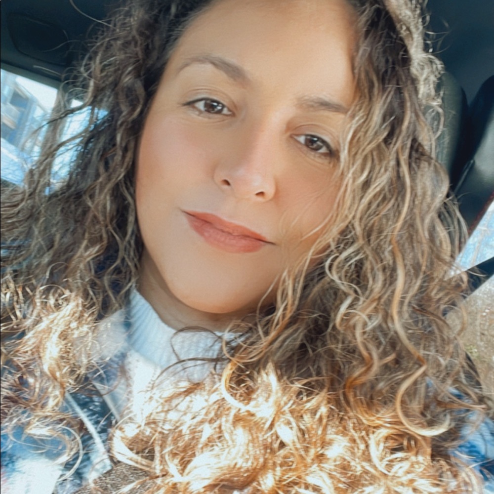 Meet your Posher, Ani